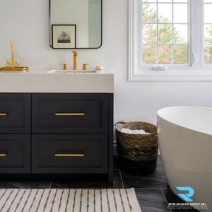 DIY vs. Hiring a Professional Contractor for Your Oakville Bathroom Renovation